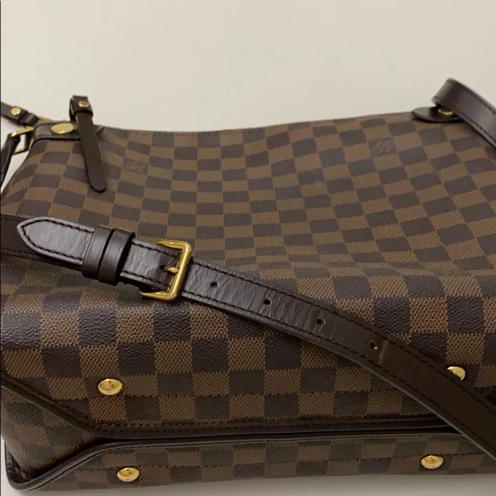 Louis Vuitton pre owned